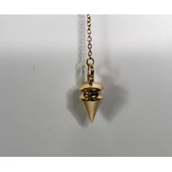 Pendule en Laiton plaqué or.