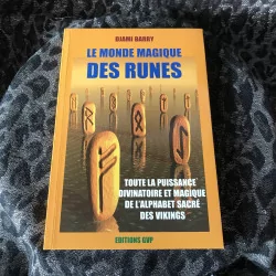 LE MONDE MAGIQUE DES...