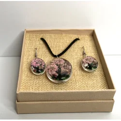 Coffret pendentif Arbre de Vie et Boucles d’Oreilles Fleurs pressées.