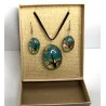 Coffret pendentif Arbre de Vie Bleu Turquoise et Boucles d’Oreilles Fleurs pressées
