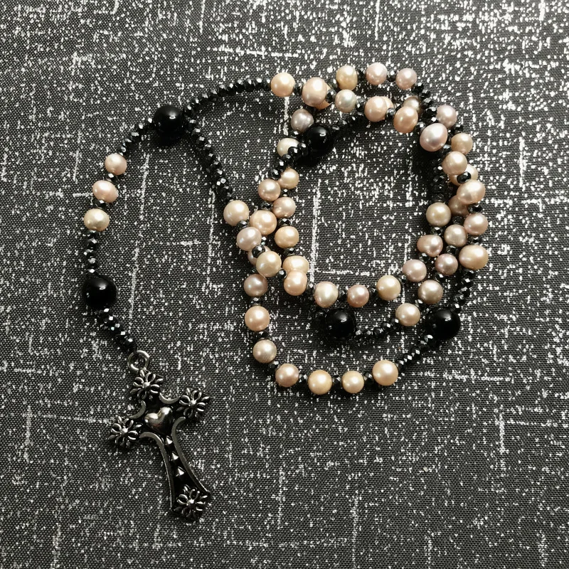 Chapelet Rose ,Perle de Culture d’Eau Douce, Hématite, Agate Noire