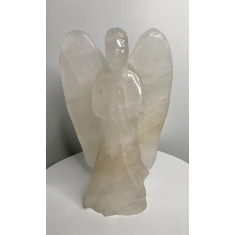 🌟 Ange en Cristal de Roche de Madagascar – 2,405 kg