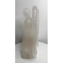 🌟 Ange en Cristal de Roche de Madagascar – 2,405 kg