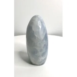 🌿 Calcite Bleue polie – Pièce unique de Madagascar.