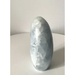 🌿 Calcite Bleue polie – Pièce unique de Madagascar.