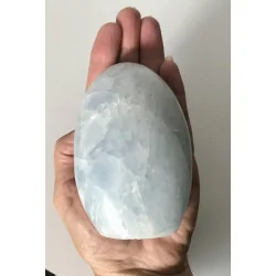 🌿 Calcite Bleue polie – Pièce unique de Madagascar.