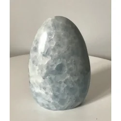 🌿 Calcite Bleue polie – Pièce unique de Madagascar.
