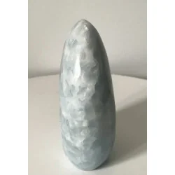 🌿 Calcite Bleue polie – Pièce unique de Madagascar.