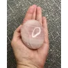 🌸 Galet Quartz Rose – Madagascar