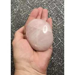 🌸 Galet Quartz Rose – Madagascar