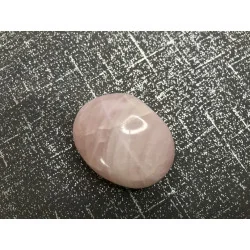 🌸 Galet Quartz Rose – Madagascar