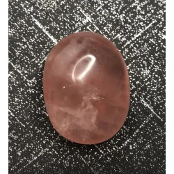 🌸 Galet Quartz Rose – Madagascar