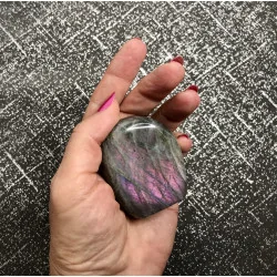 🌌 Labradorite grise – Madagascar