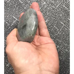 🌌 Labradorite grise – Madagascar