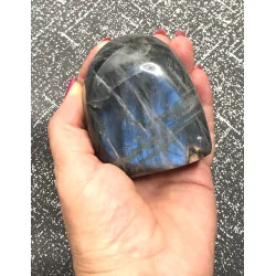 🌌 Labradorite grise – Madagascar