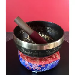 Bol chantant Tibet gravé main 14 cm
