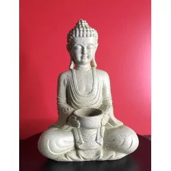Bouddha m’éditant bougeoir...